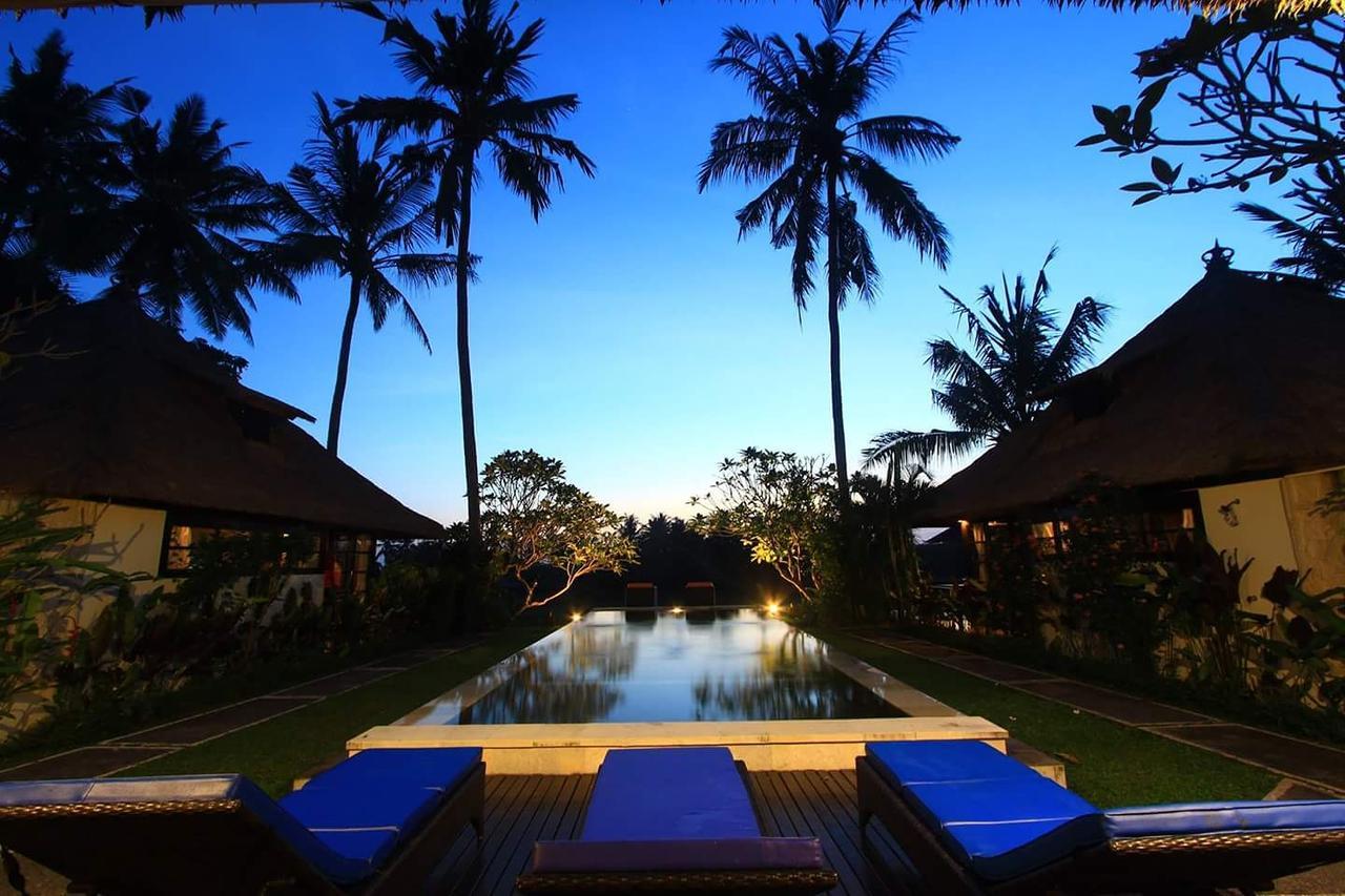 Lodtunduh Sari Hotel Ubud Exterior foto